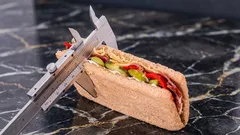 パッケージに記載されているカロリー数は信頼できるのか――栄養士が答えた